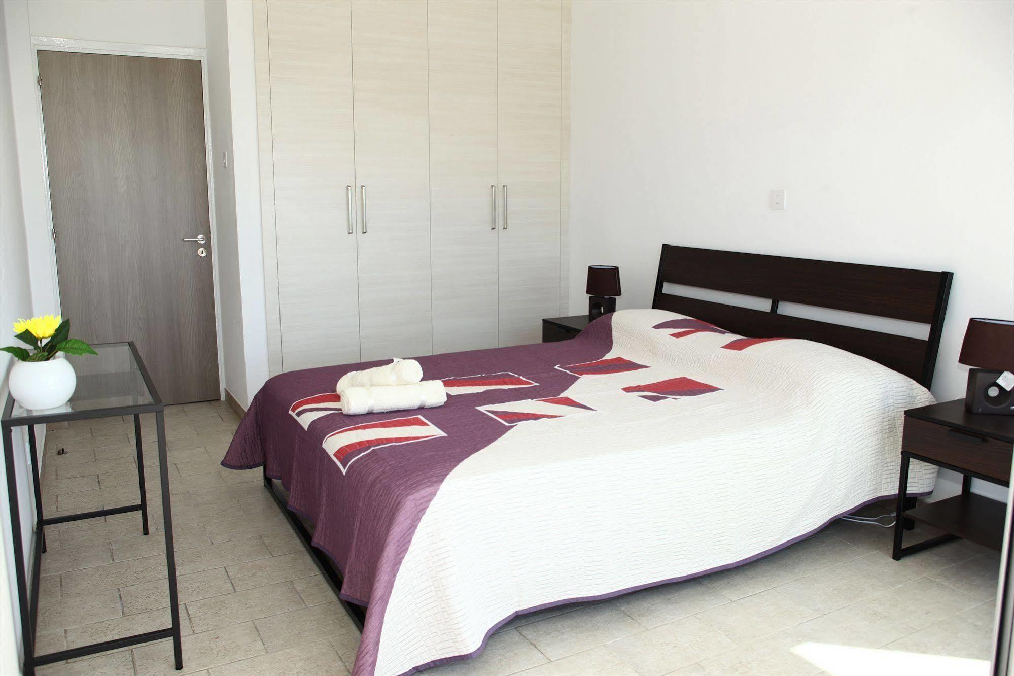 Anemos Apartments ลิมาซอล ภายนอก รูปภาพ